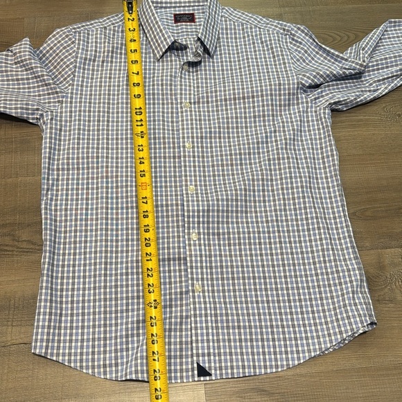 UNTUCKit Men's Light Blue Plaid Shirt - Picture 6 of 9
